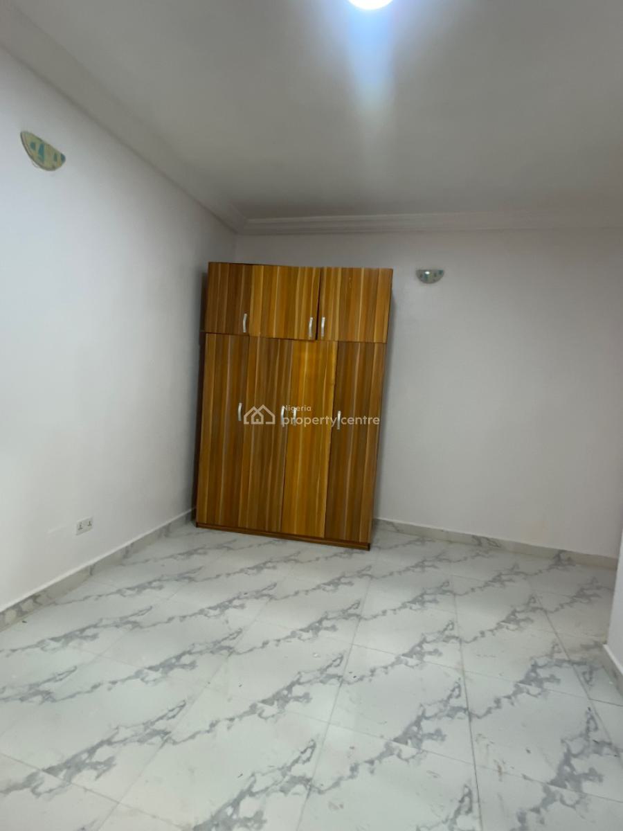 Elegant 2 Bedroom Flo Cared at Phase 1 Serene Environment, Lekki Phase 1 , Serene Environment, Lekki Phase 1, Lekki, Lagos, Flat / Apartment for Rent