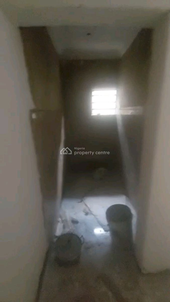 a Decent and Standard Miniflat, Groundfloor with 1toilet and Bath, Off Market Street, Shomolu, Lagos, Mini Flat (room and Parlour) for Rent