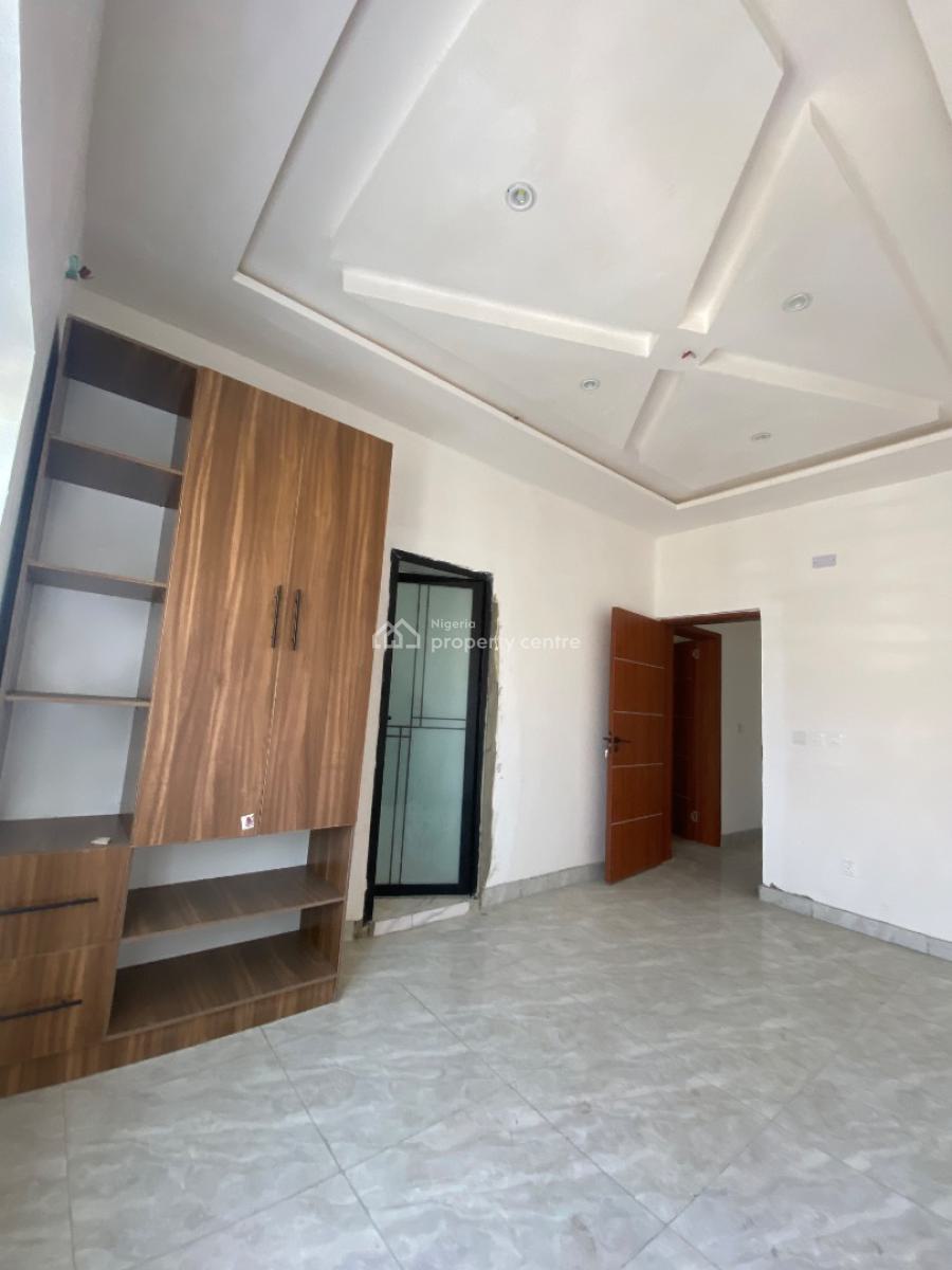 Magnificent Two Bedroom Apartment, Ogombo, Ajah, Lagos, Flat / Apartment for Rent