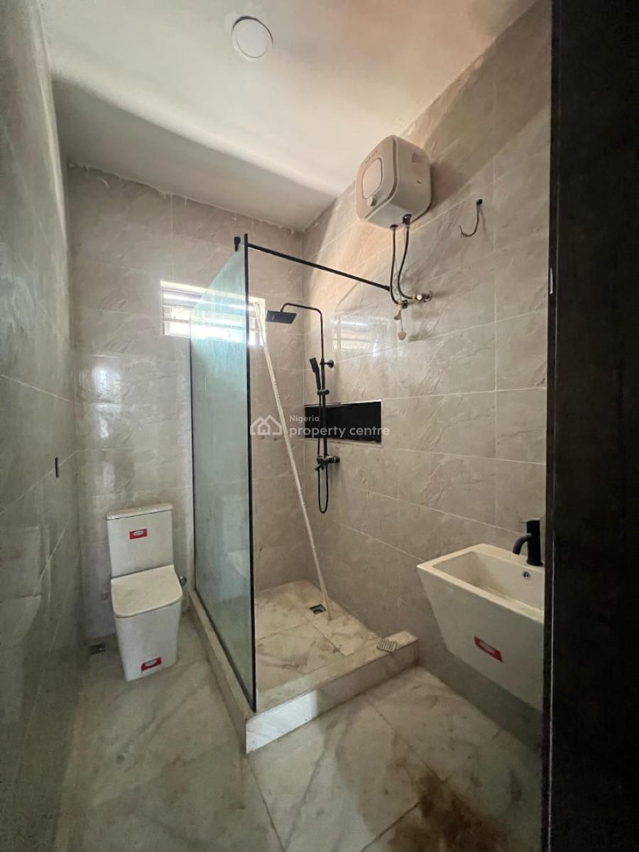 Pristine 2 Bedroom Apartment in Well Planned Location, Ikate Elegushi, Lekki, Lagos, Flat / Apartment for Sale