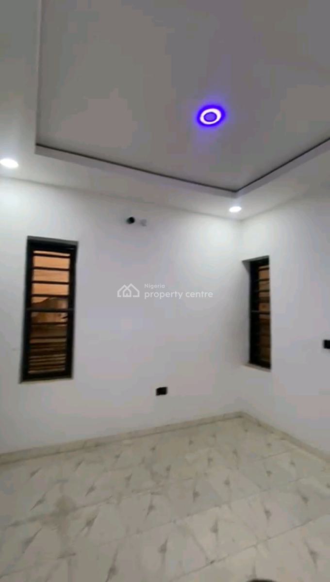 Newly Built Tastefully Spacious 3bedrm Apartment All Tilled Pop, Soluyi, Gbagada, Lagos, Flat / Apartment for Rent