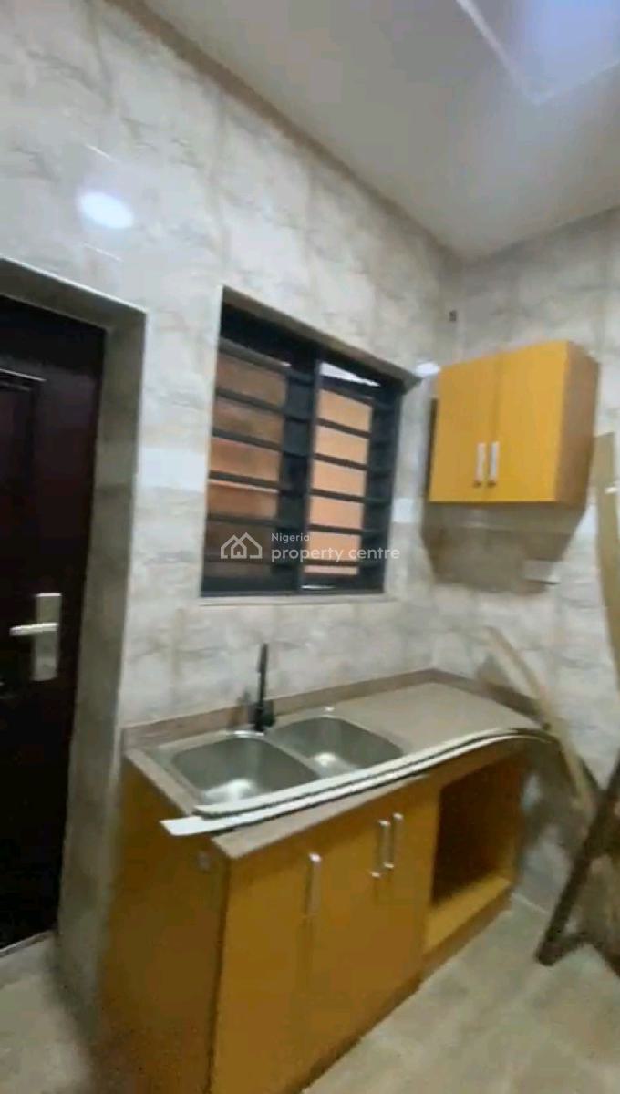 Newly Built Tastefully Spacious 3bedrm Apartment All Tilled Pop, Soluyi, Gbagada, Lagos, Flat / Apartment for Rent