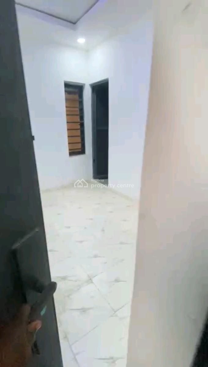 Newly Built Tastefully Spacious 3bedrm Apartment All Tilled Pop, Soluyi, Gbagada, Lagos, Flat / Apartment for Rent