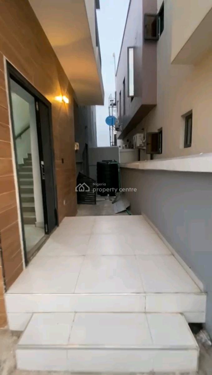Newly Built Tastefully Spacious 3bedrm Apartment All Tilled Pop, Soluyi, Gbagada, Lagos, Flat / Apartment for Rent