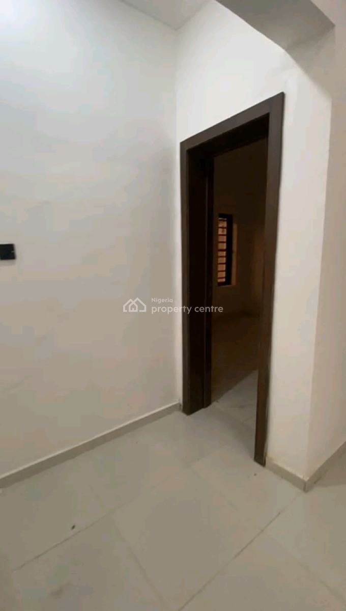 Newly Built Tastefully Spacious 2bedrm Apartment Ground Flat, Soluyi, Gbagada, Lagos, Flat / Apartment for Rent