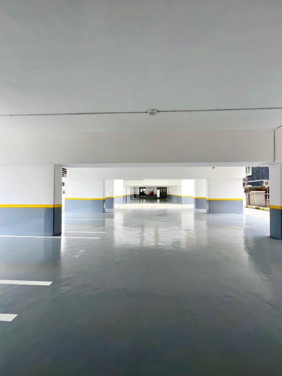 Luxury 4 Bed Apartment with Gym, Pool & Rooftop, in a Secured Location in Banana Island, Ikoyi, Lagos, Flat / Apartment for Rent
