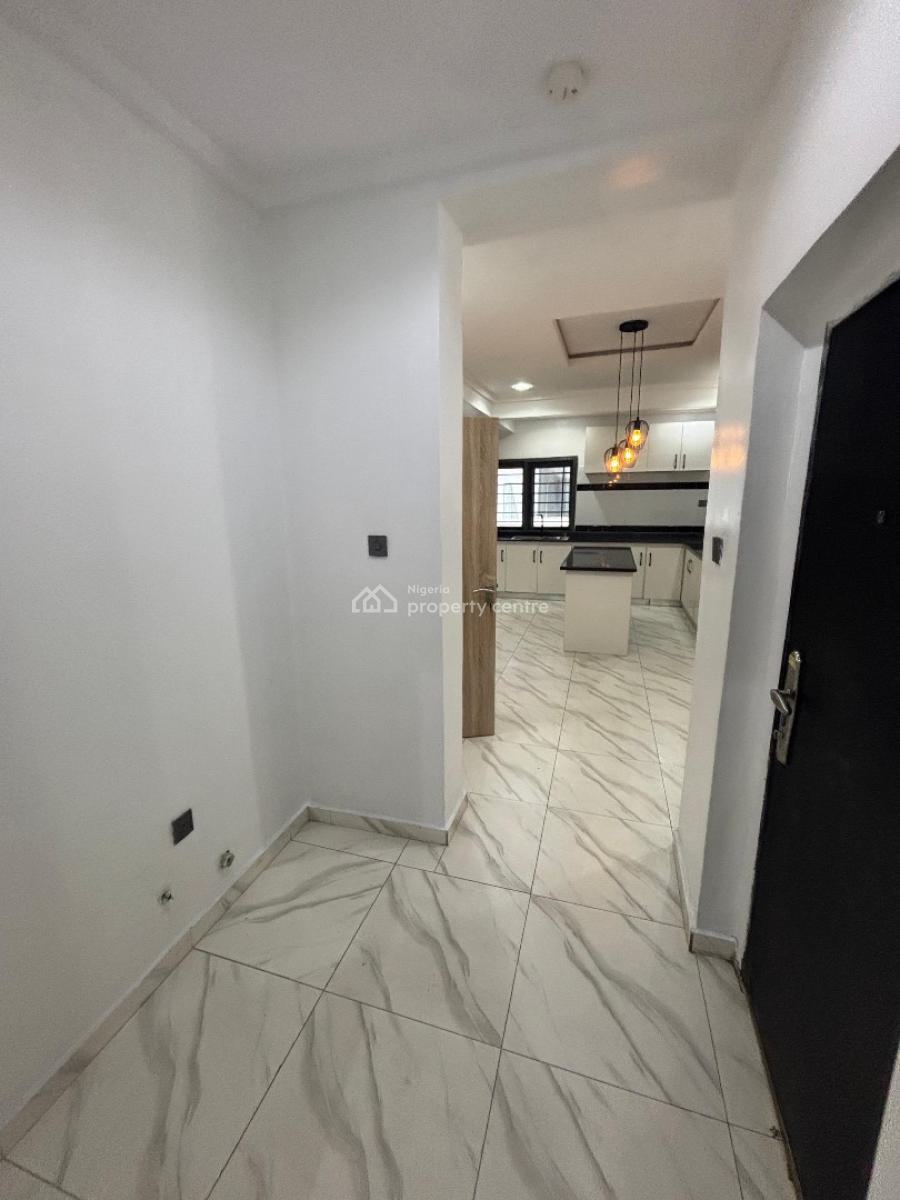 Sophisticated 4 Bedroom Terrace  Duplex with a Bq Family Friendly, Ikate Elegushi, Lekki, Lagos, Terraced Duplex for Sale