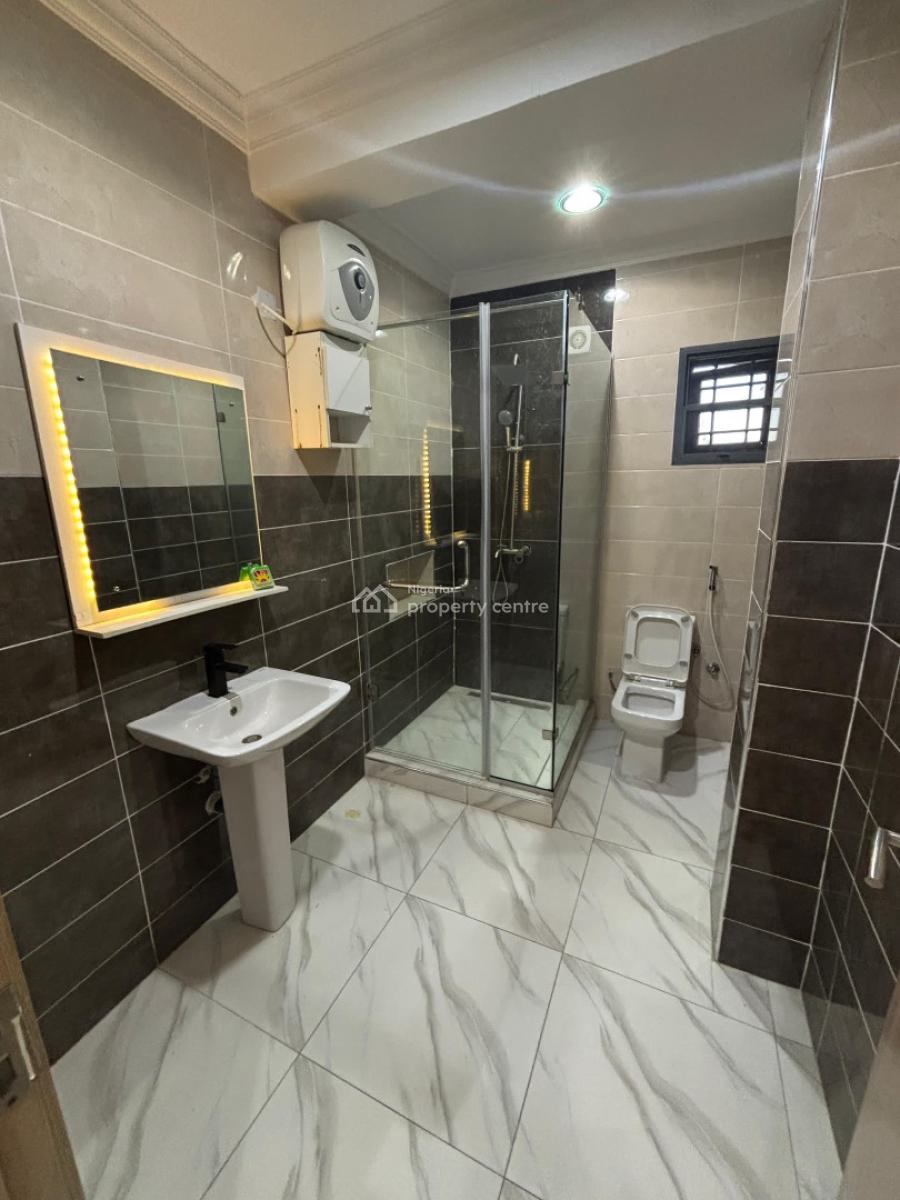 Sophisticated 4 Bedroom Terrace  Duplex with a Bq Family Friendly, Ikate Elegushi, Lekki, Lagos, Terraced Duplex for Sale