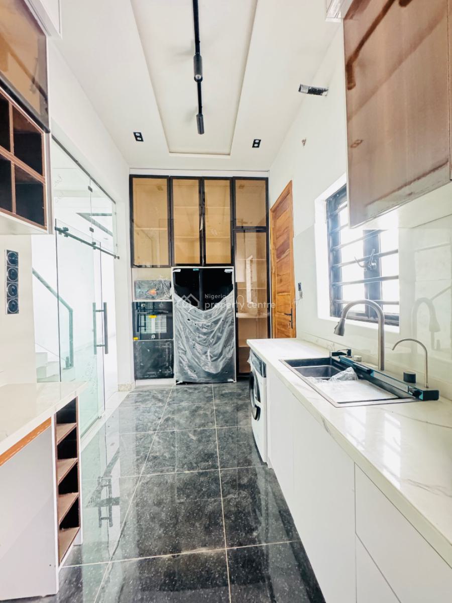 Luxury Four Bedroom Semi Detached House, Ikota Gra Lekk, Lekki Phase 2, Lekki, Lagos, Semi-detached Duplex for Sale