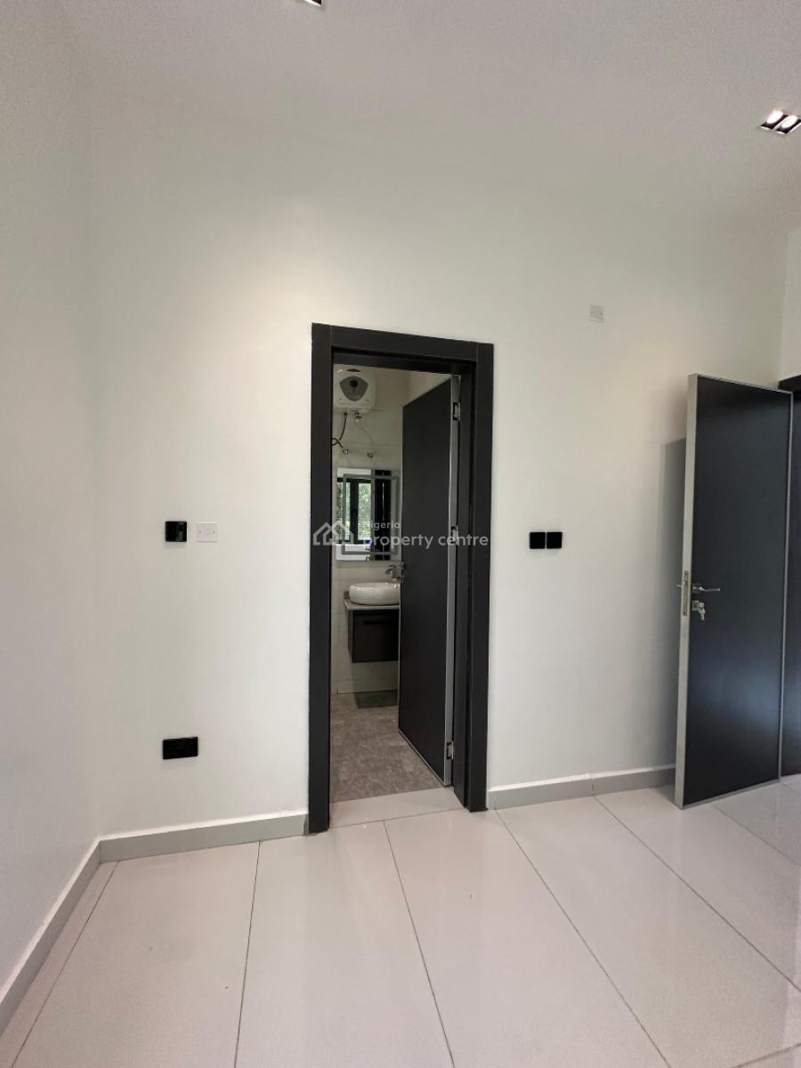 Luxury and Well Finished 4 Bedroom Apartment with Bq, Katampe Extension, Katampe Extension, Katampe, Abuja, Terraced Bungalow for Sale