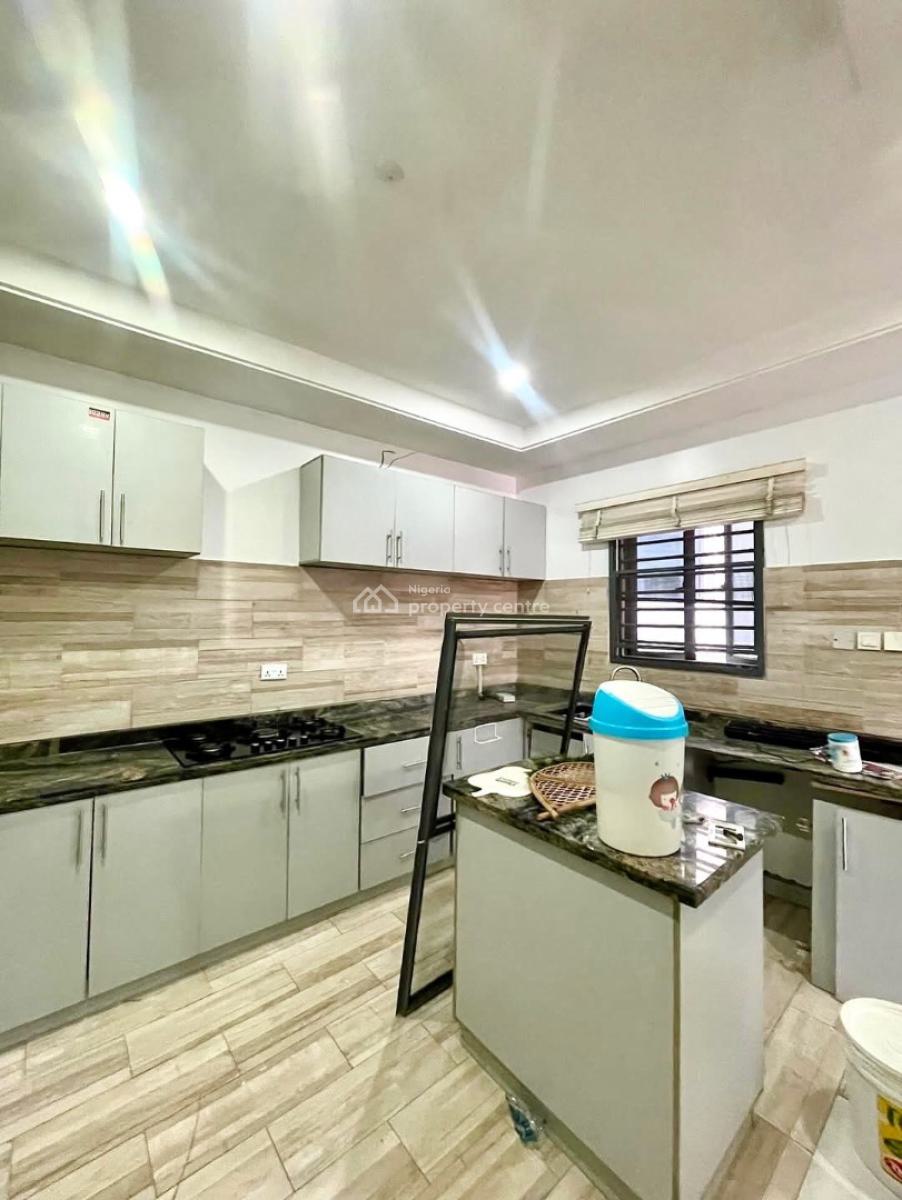 2 Bedroom Apartment, Ikate Elegushi, Lekki, Lagos, Flat / Apartment for Rent