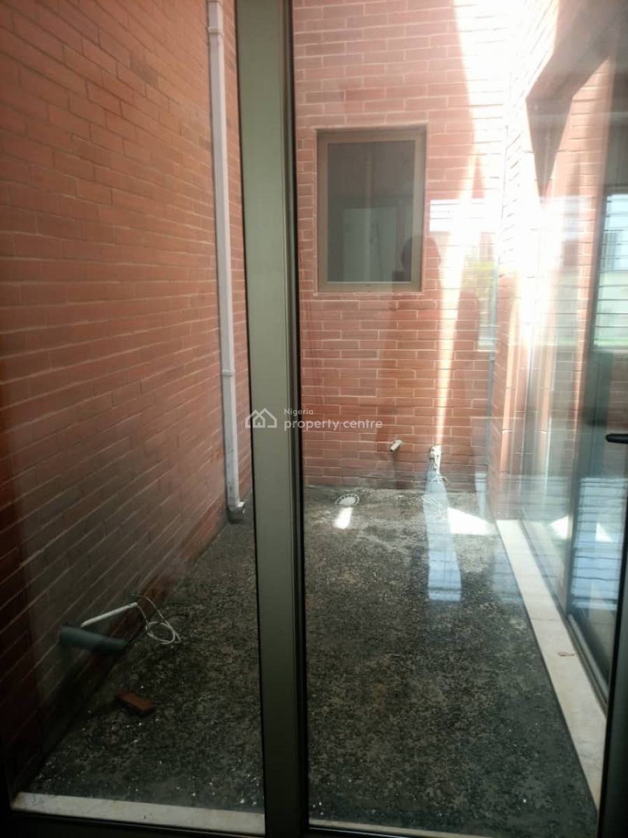 Luxury 3 Bed Terrace in Pinnock Beach Estate, Osapa, Lekki, Lagos, House for Rent