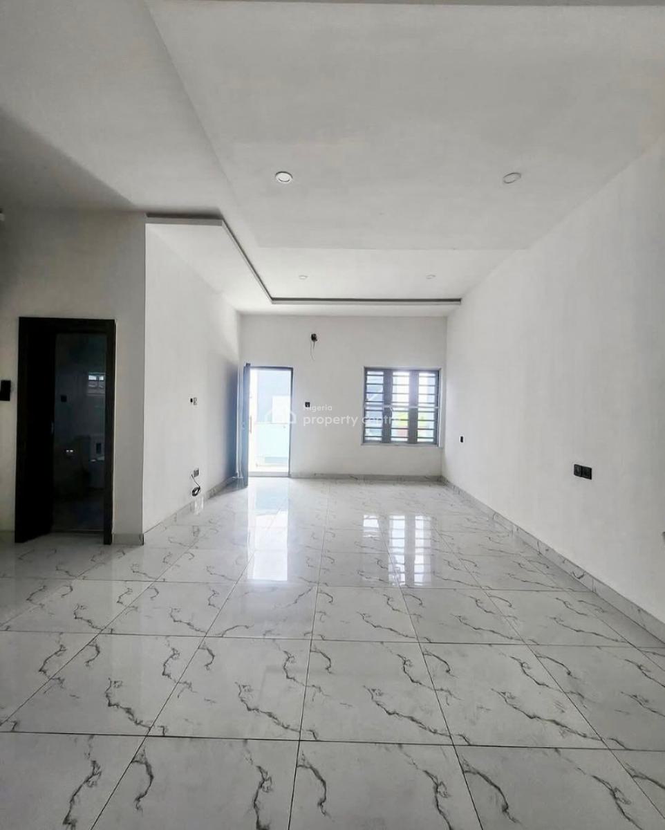 Fully-serviced 4-bed Terrace, Mobile Road, Lekki, Lagos, Terraced Duplex for Rent