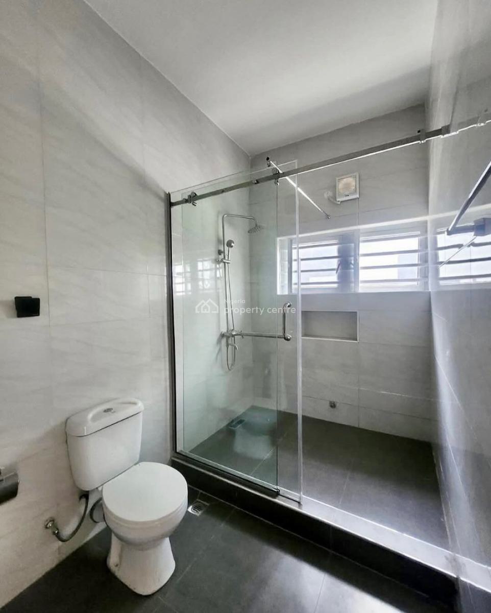 Fully-serviced 4-bed Terrace, Mobile Road, Lekki, Lagos, Terraced Duplex for Rent