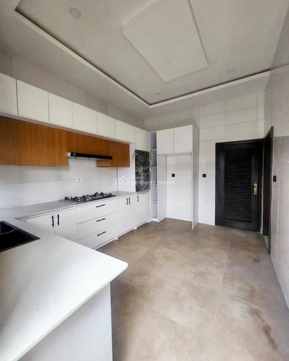 Fully-serviced 4-bed Terrace, Mobile Road, Lekki, Lagos, Terraced Duplex for Rent