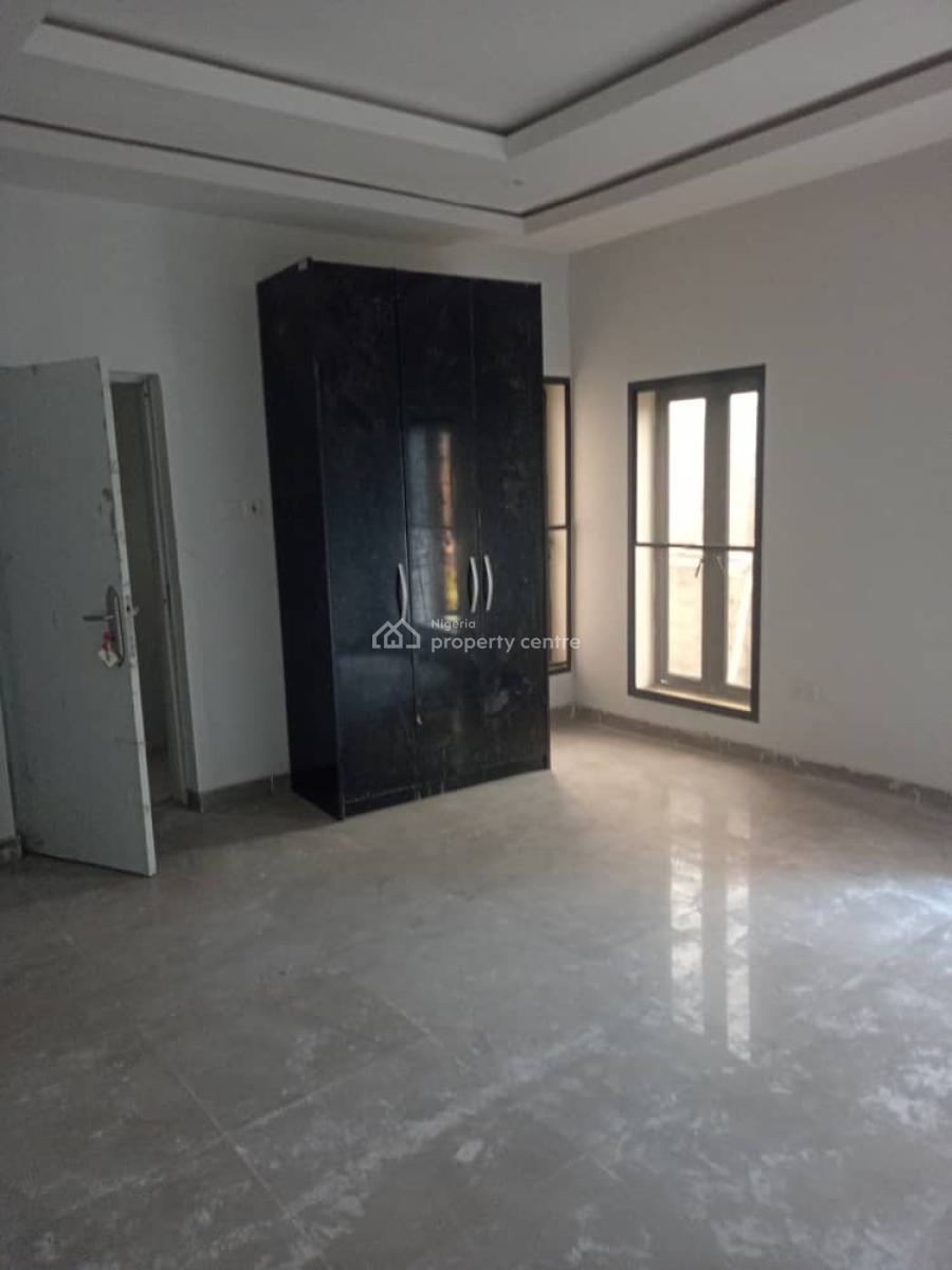 3 Bedroom Flat with Bq, Ikota Gra Extension Off Mobil Road, Lekki, Lagos, Flat / Apartment for Rent