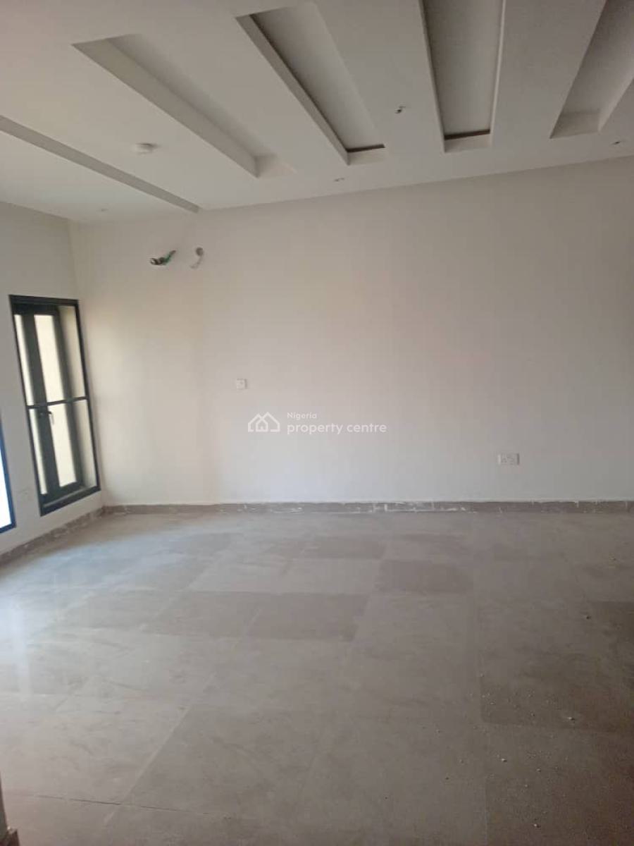 3 Bedroom Flat with Bq, Ikota Gra Extension Off Mobil Road, Lekki, Lagos, Flat / Apartment for Rent