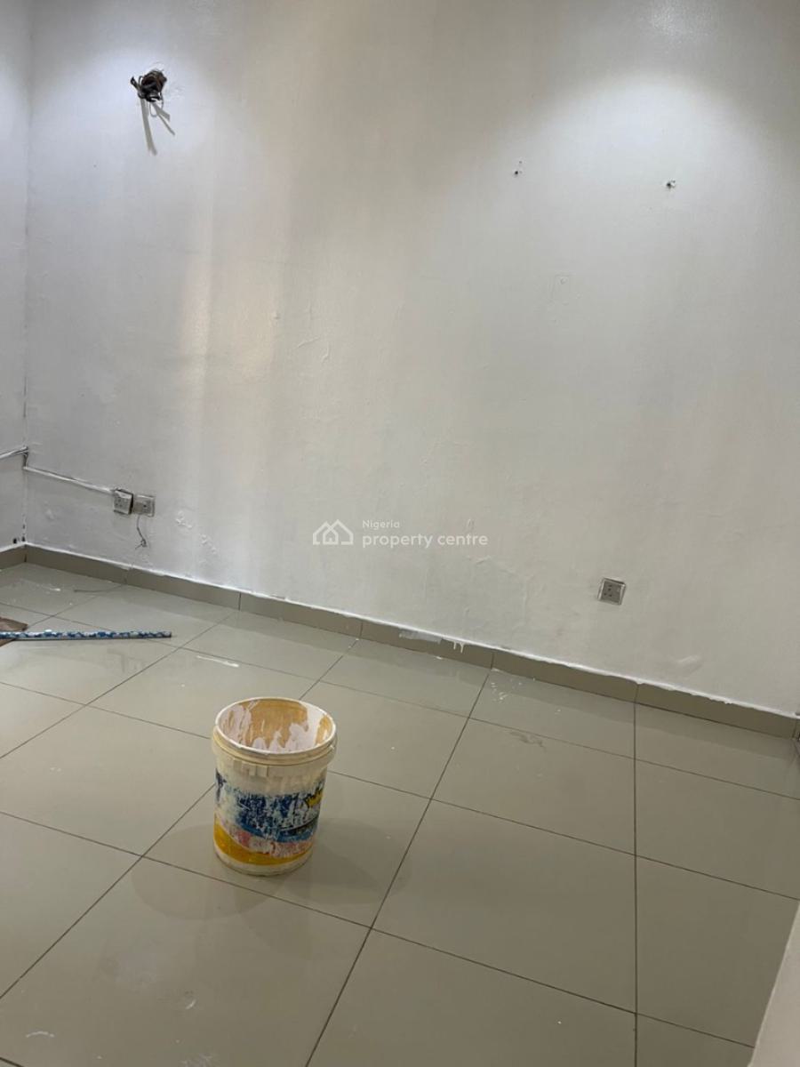 Semi Masters Bedroom, Abiola Court 10 Chevron, Lekki, Lagos, Self Contain (single Rooms) for Rent