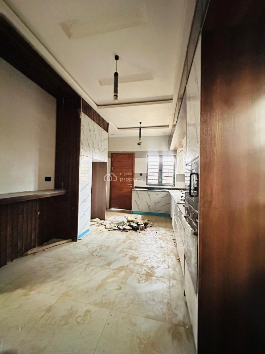 Uniquely Styled  5 Bedroom Fully Detached Duplex with Bq, Gra, Ogudu, Lagos, Semi-detached Duplex for Sale