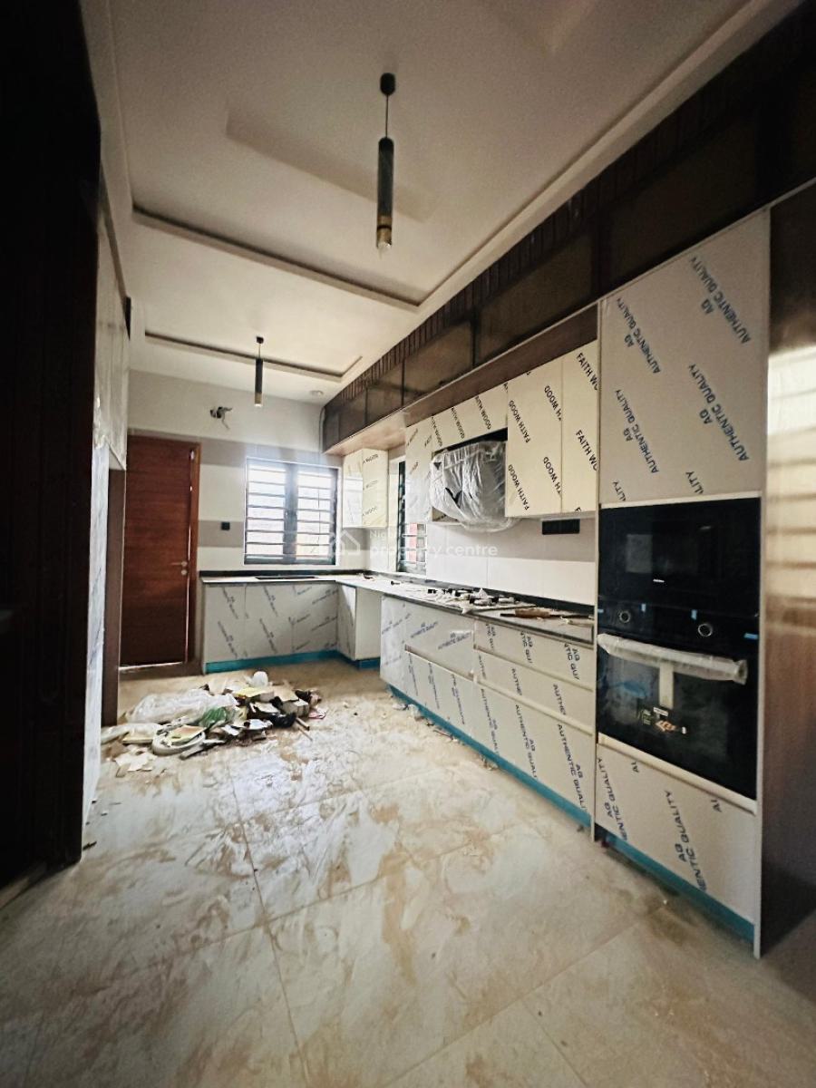 Uniquely Styled  5 Bedroom Fully Detached Duplex with Bq, Gra, Ogudu, Lagos, Semi-detached Duplex for Sale