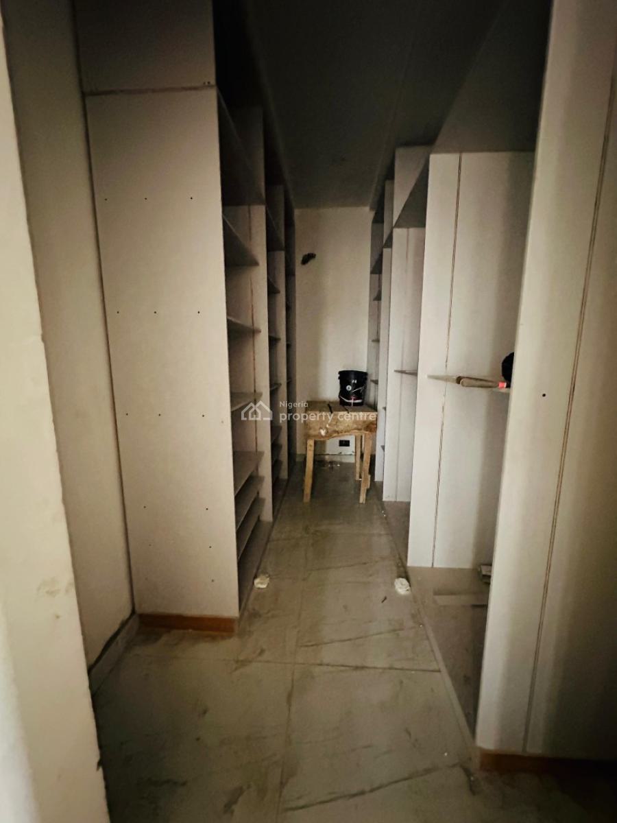 Uniquely Styled  5 Bedroom Fully Detached Duplex with Bq, Gra, Ogudu, Lagos, Semi-detached Duplex for Sale