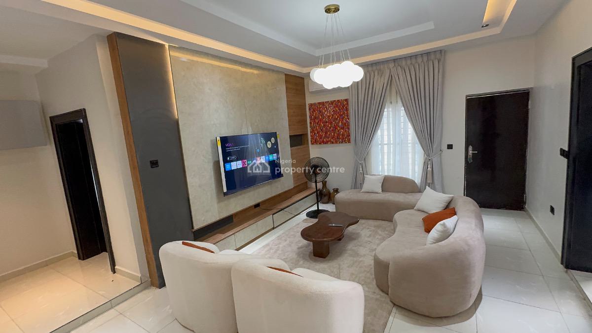 Luxury Fully Furnished 2bedroom Flat in a Nice Quiet Neighborhood, Gilmore, Jahi, Abuja, Flat / Apartment for Sale