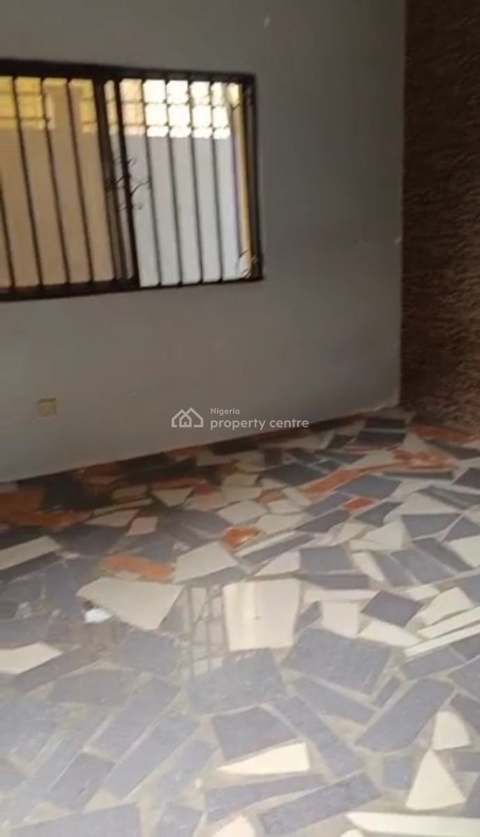 Room Self Contain, Mende, Maryland, Lagos, Self Contain (single Rooms) for Rent