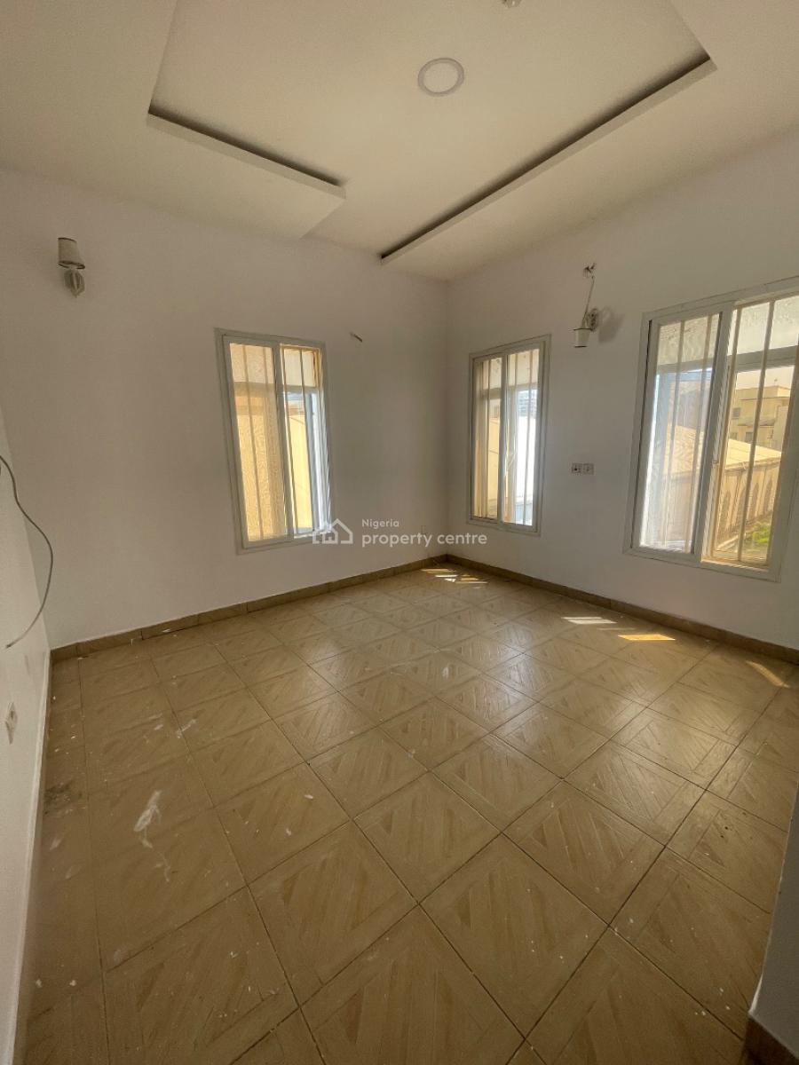 3 Bedroom Maisonnette, Right Hand Side, Lekki Phase 1, Lekki, Lagos, Terraced Duplex for Rent