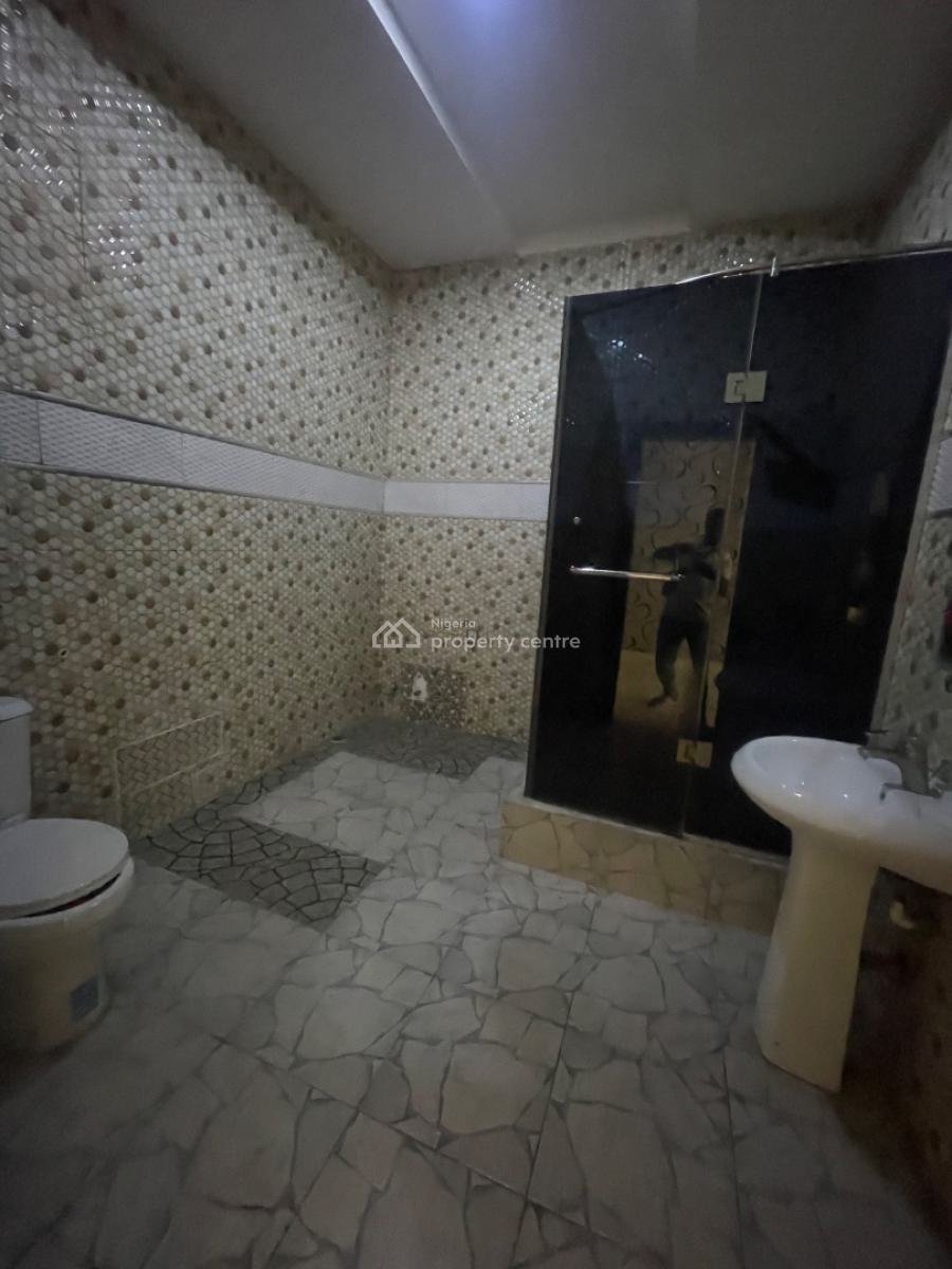 3 Bedroom Maisonnette, Right Hand Side, Lekki Phase 1, Lekki, Lagos, Terraced Duplex for Rent