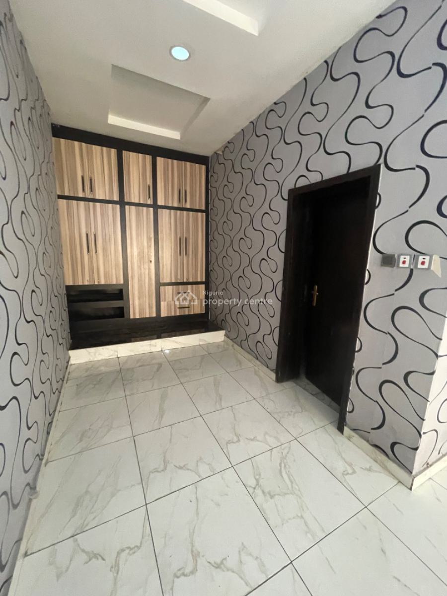 3 Bedroom Maisonnette, Right Hand Side, Lekki Phase 1, Lekki, Lagos, Terraced Duplex for Rent