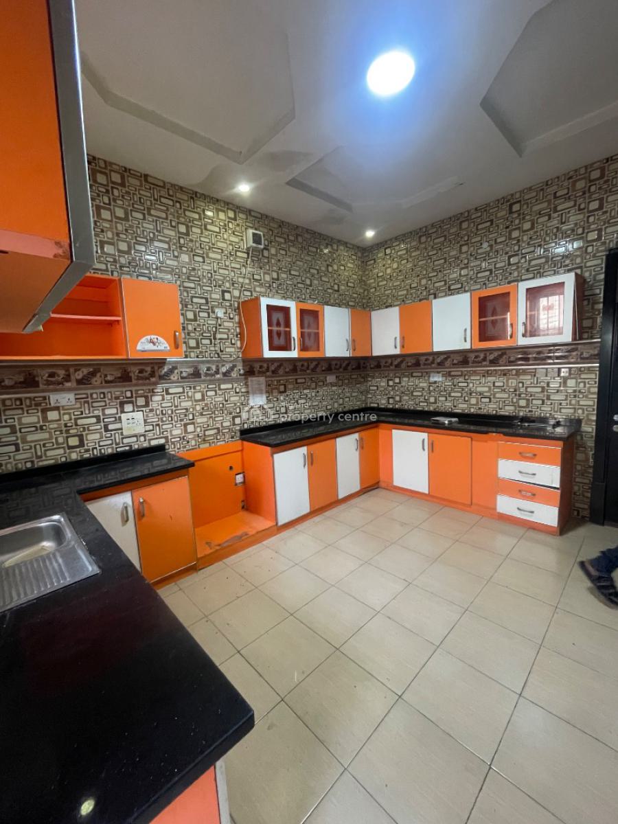 3 Bedroom Maisonnette, Right Hand Side, Lekki Phase 1, Lekki, Lagos, Terraced Duplex for Rent