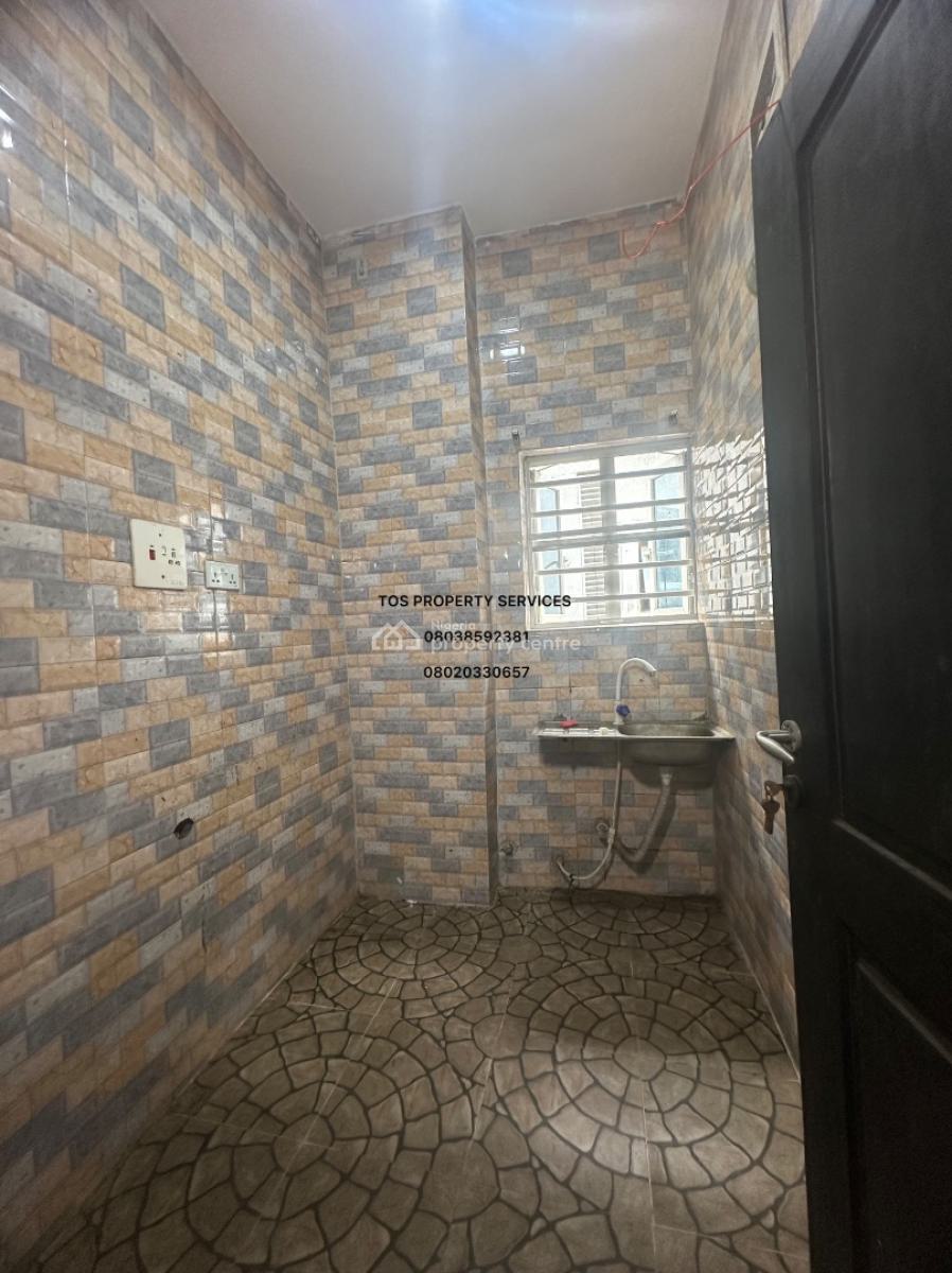 Nice & Spacious 1 Room Self-contained Flat, Alagomeji, Alagomeji, Yaba, Lagos, Self Contain (single Rooms) for Rent