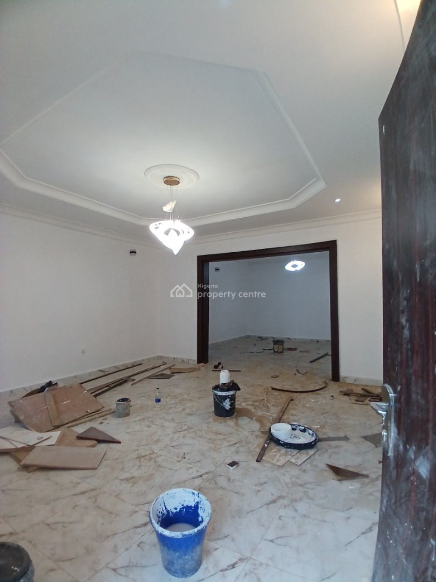 Well Renovated 3 Bedroom Block of Flat, Asokoro Abuja Diplomatic Zone, Asokoro District, Abuja, House for Rent
