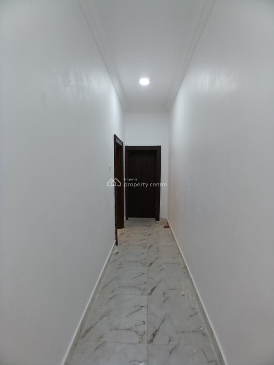 Well Renovated 3 Bedroom Block of Flat, Asokoro Abuja Diplomatic Zone, Asokoro District, Abuja, House for Rent