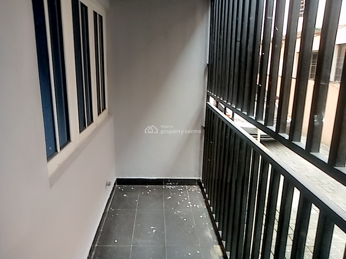 a Neatly and Massively Built 3 Bedroom Flat, Osapa, Lekki, Lagos, Flat / Apartment for Rent
