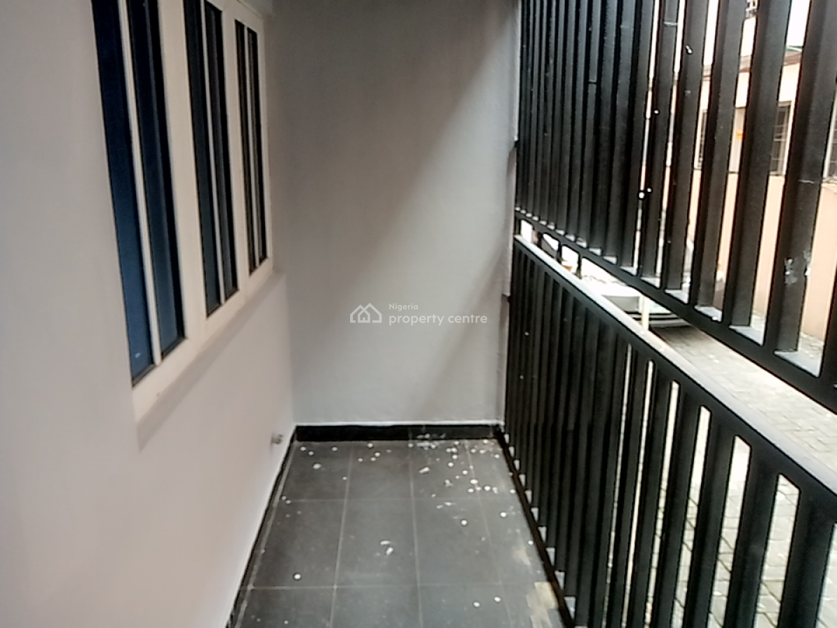 a Neatly and Massively Built 3 Bedroom Flat, Osapa, Lekki, Lagos, Flat / Apartment for Rent