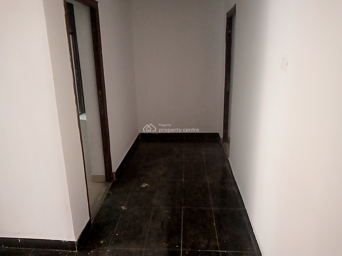 a Neatly and Massively Built 3 Bedroom Flat, Osapa, Lekki, Lagos, Flat / Apartment for Rent