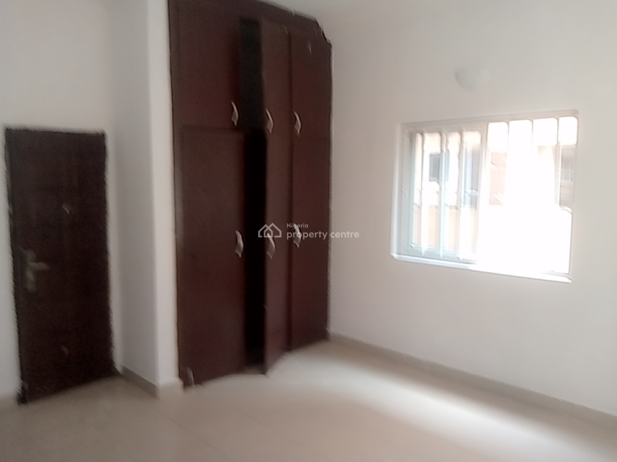 a Neatly and Massively Built 3 Bedroom Flat, Osapa, Lekki, Lagos, Flat / Apartment for Rent