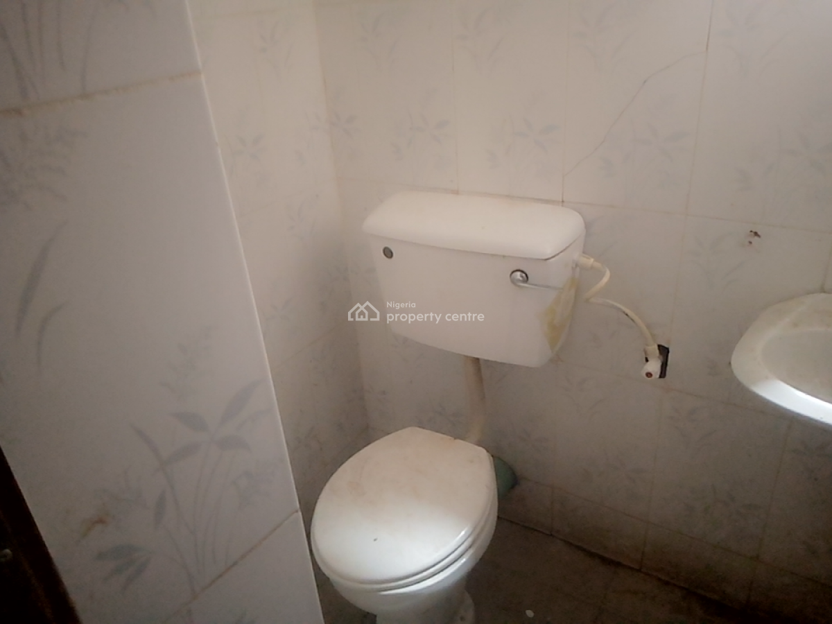 a Neatly and Massively Built 3 Bedroom Flat, Osapa, Lekki, Lagos, Flat / Apartment for Rent