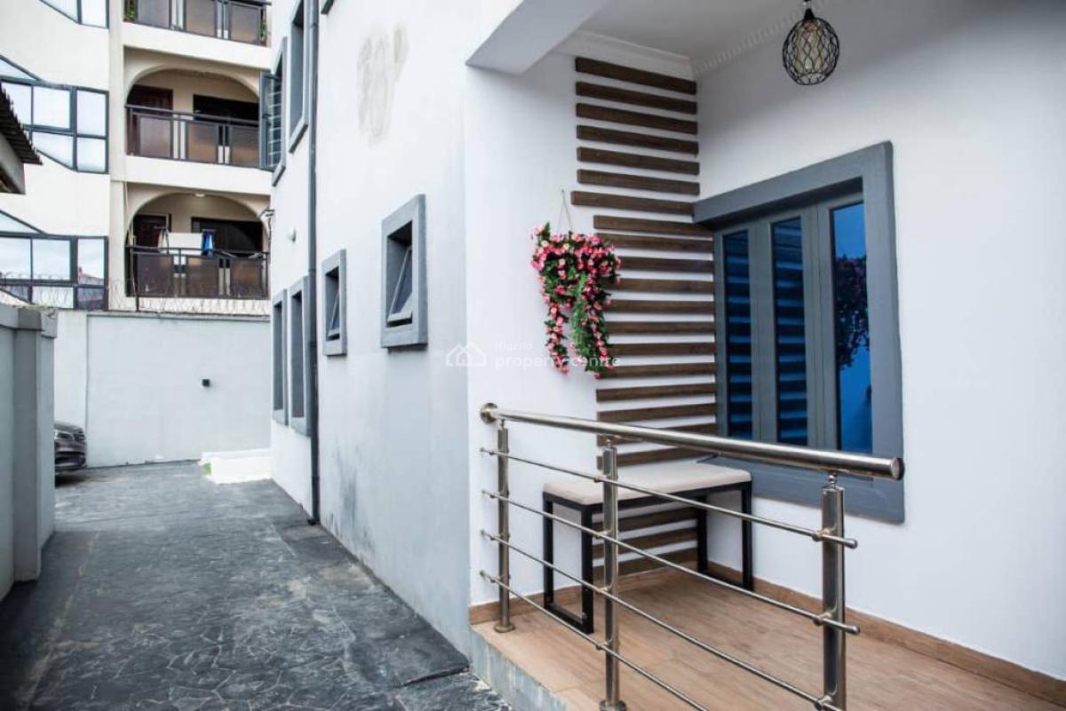 Luxury 2bedroom Apartment with Swimming Pool, Agba Oku Estate, Opebi, Ikeja, Lagos, Flat / Apartment Short Let