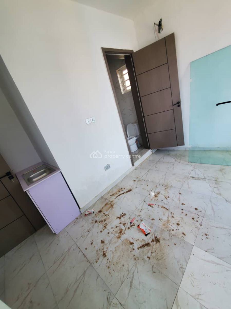 Lovely Master Bedroom with Personal Kitchen, Ologolo, Lekki, Lagos, Self Contain (single Rooms) for Rent
