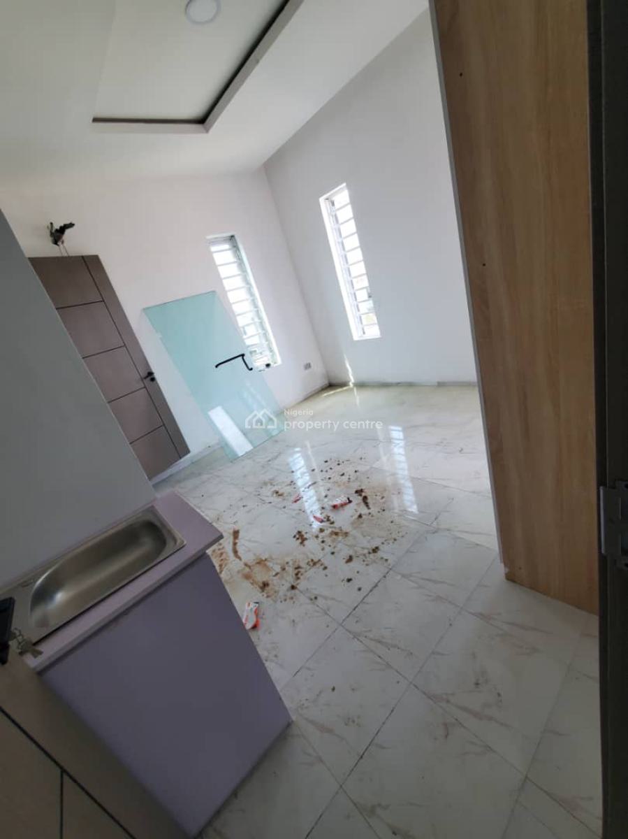Lovely Master Bedroom with Personal Kitchen, Ologolo, Lekki, Lagos, Self Contain (single Rooms) for Rent