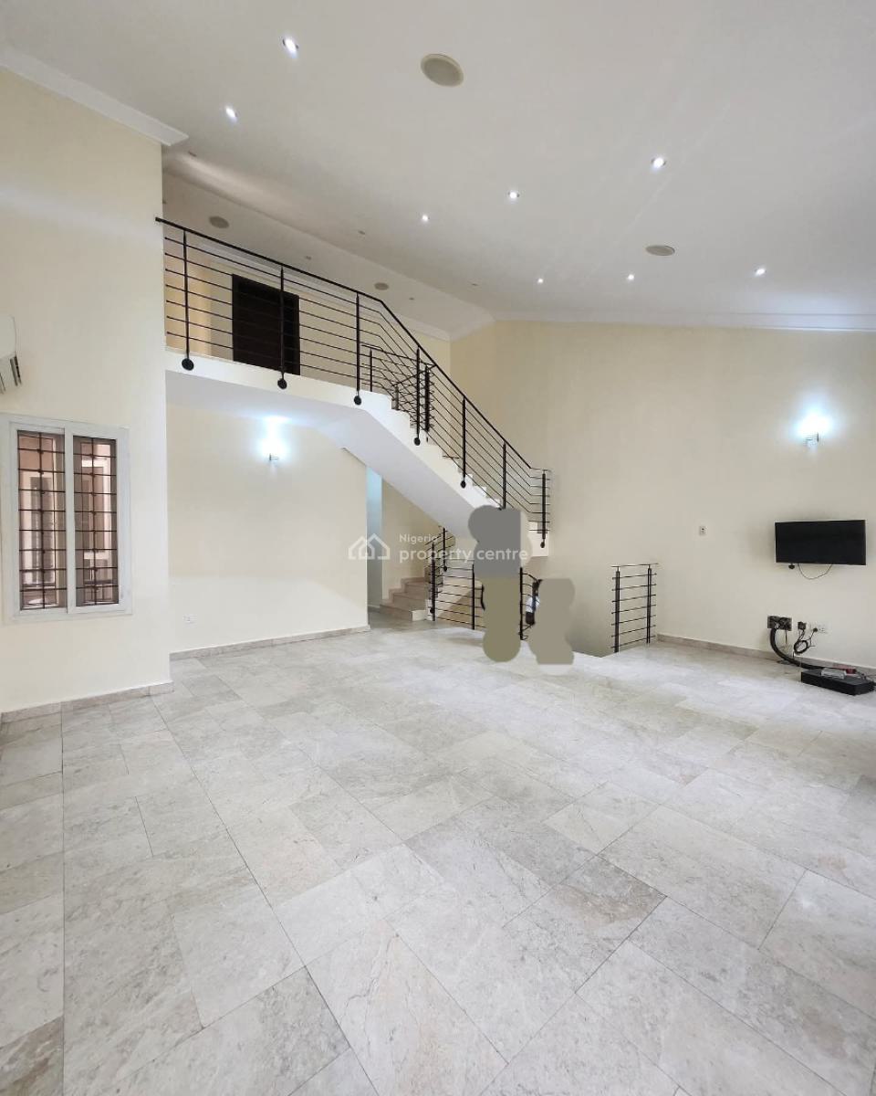 Well Maintained 3 Bedroom Terrace, Lekki Phase 1, Lekki, Lagos, Terraced Duplex for Rent