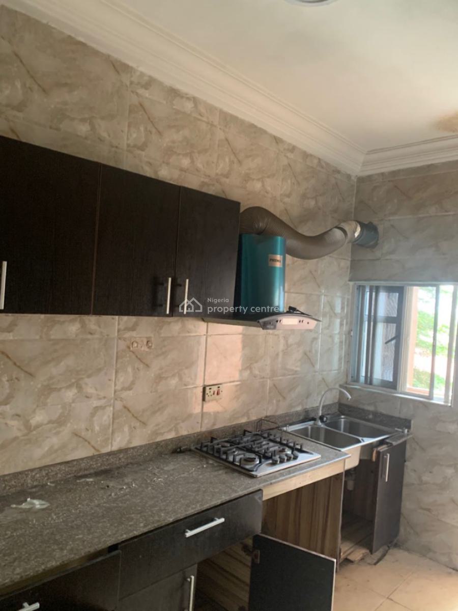 Luxury 3 Bedroom Flat, Omole Phase 2, Ikeja, Lagos, Flat / Apartment for Rent