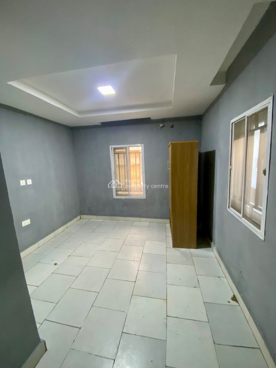 Very Neat and Cozy Two (2) Bedroom Apartment, Zone E Extension, Apo Resettlement, Apo, Abuja, Flat / Apartment for Rent