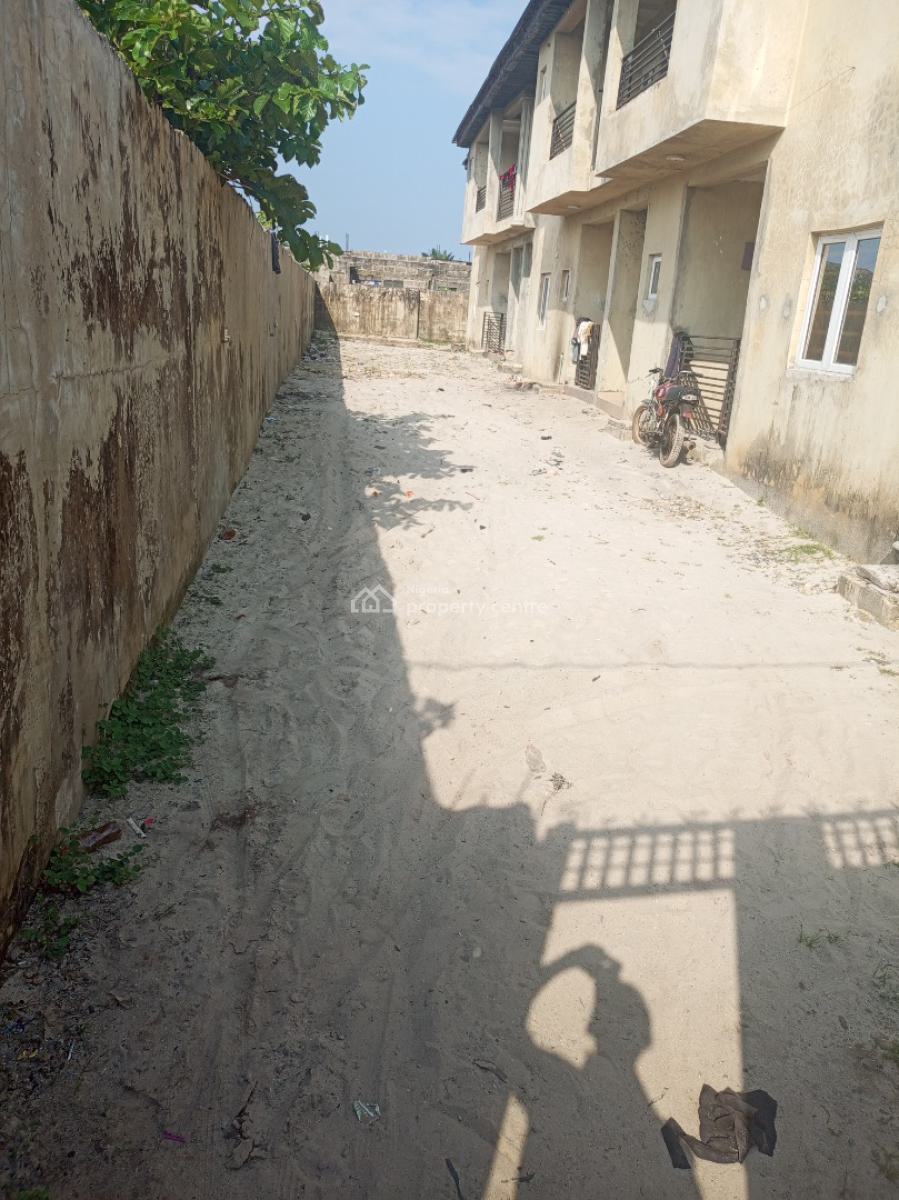 House, Awoyaya, Ibeju Lekki, Lagos, Block of Flats for Sale