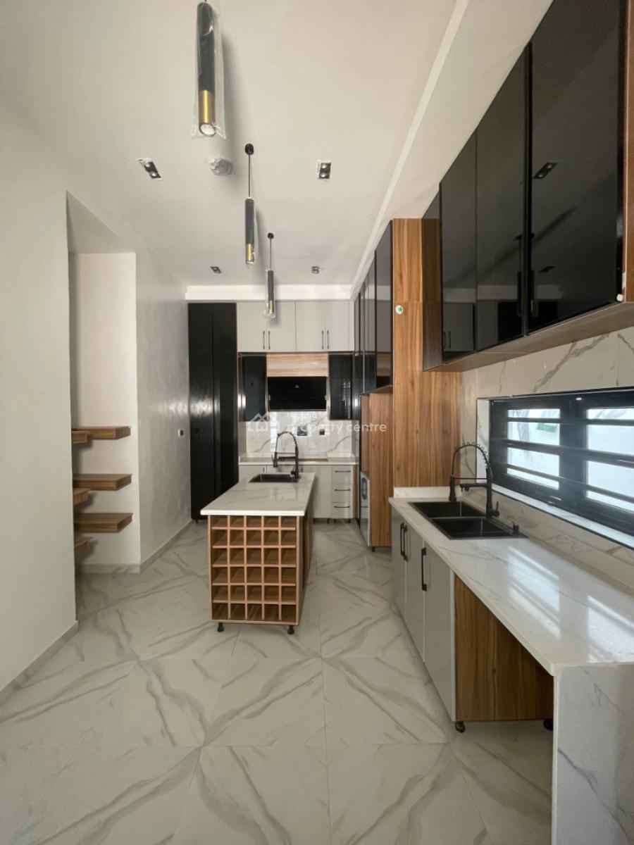4 Bedroom Fully Detached Duplex with Bq, Orchid Road, Lekki, Lagos, Detached Duplex for Sale