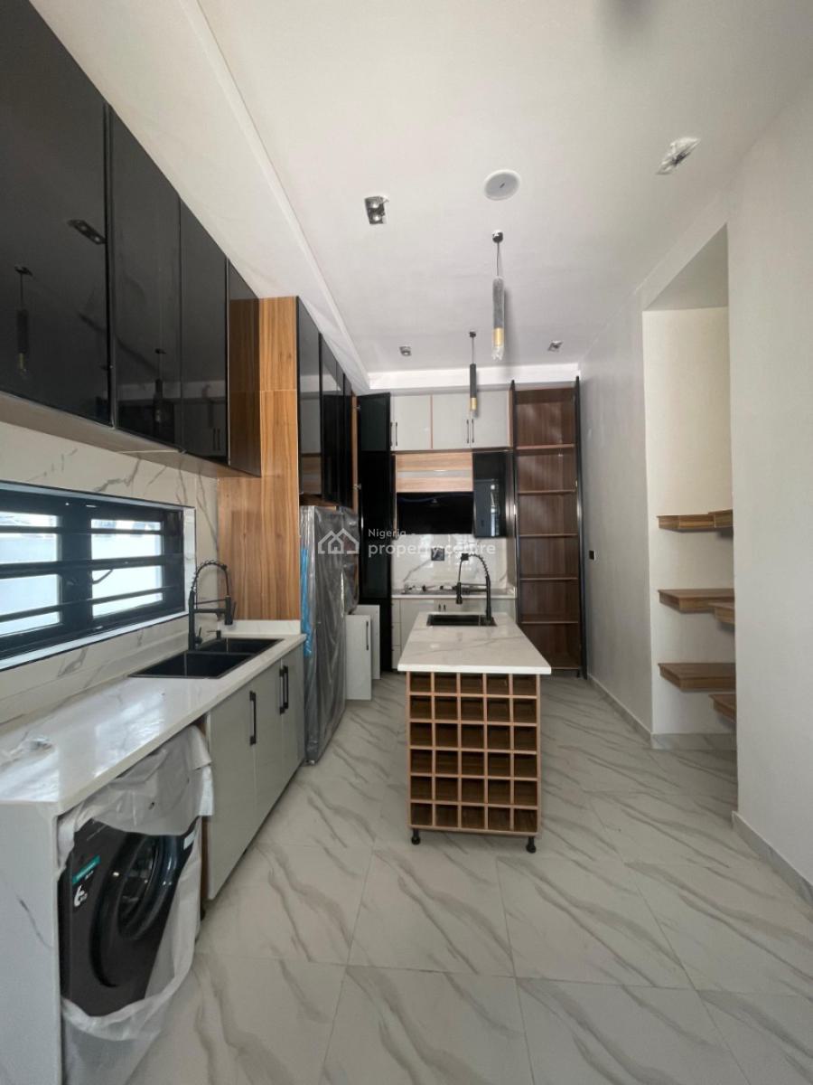 4 Bedroom Fully Detached Duplex with Bq, Orchid Road, Lekki, Lagos, Detached Duplex for Sale
