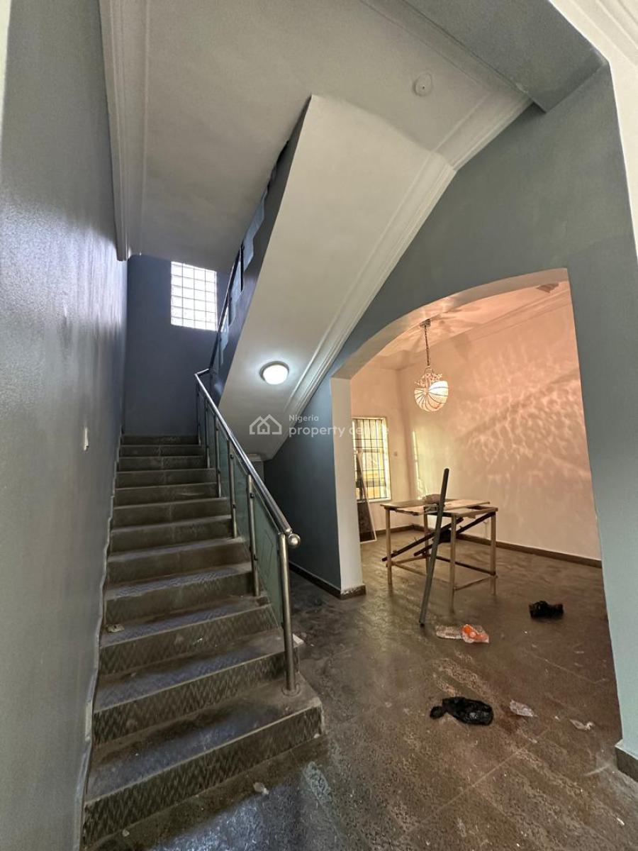 Standard 5 Bedroom Duplex with  Spacious Carpark and a Room  Bq, Southern View Estate, Lekki, Lagos, House for Rent