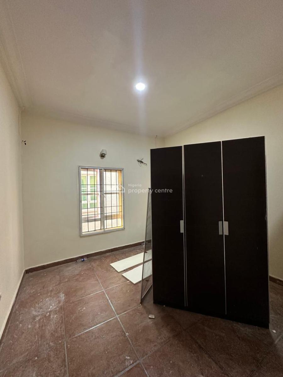 Standard 5 Bedroom Duplex with  Spacious Carpark and a Room  Bq, Southern View Estate, Lekki, Lagos, House for Rent